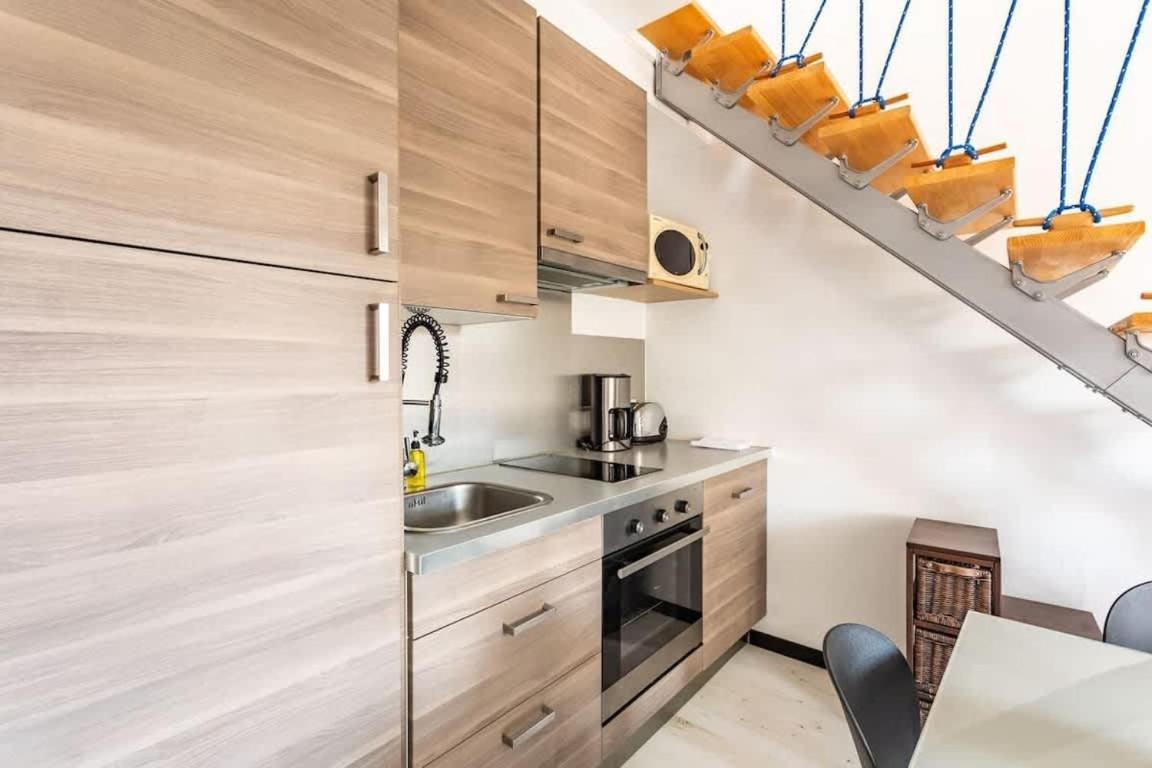 Le Capucin - Petit Duplex Avec Place De Parking Dinard Bagian luar foto